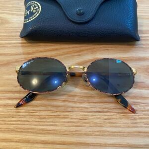 Ray-Ban Women's Tortoise and Gold Sunglasses